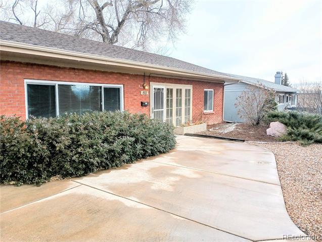 Photo - 1927 Alpine Dr