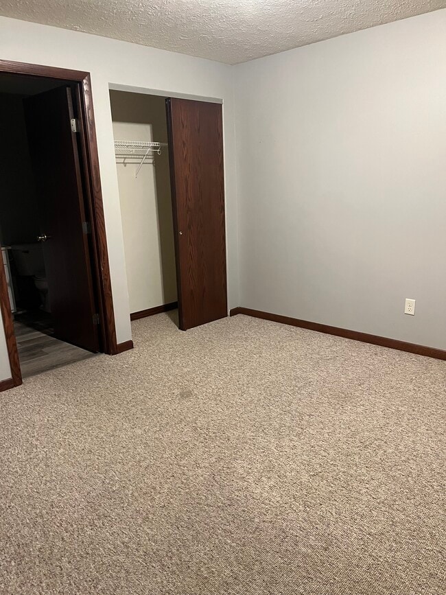 Photo - Wood Cliff Manor Apartments