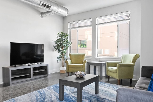 Photo - 235 S Delaware St Unit SI ID1596489P