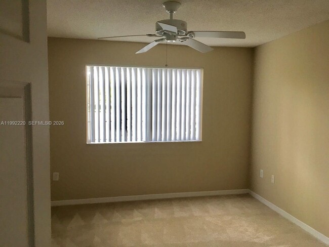 Photo - 4175 N Haverhill Rd Unit 906