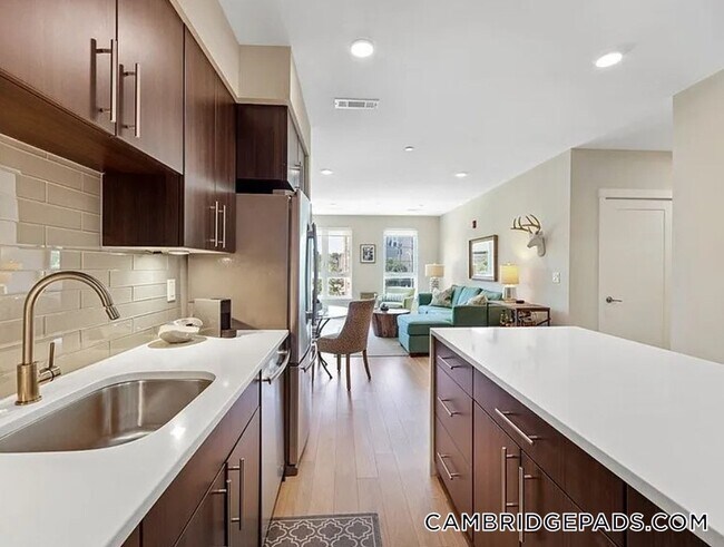 Photo - 1975 Massachusetts Ave Unidad 201