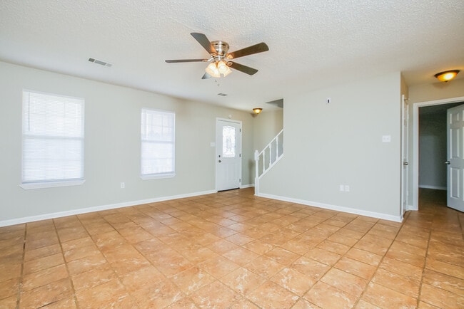 Photo - 2712 Timbermist Cir