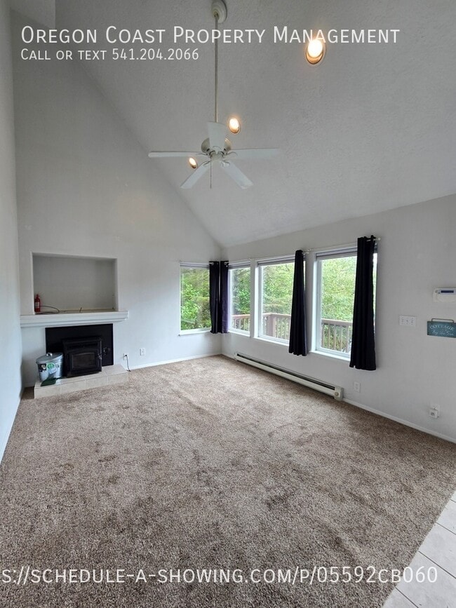 Photo - 1320 SE 2nd Ct