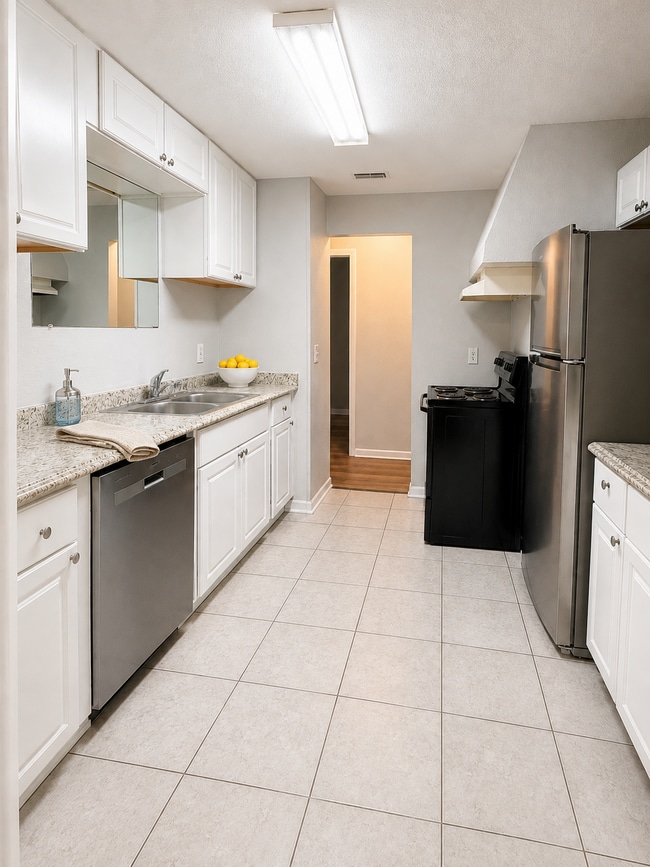 Photo - 2965 Sunset St