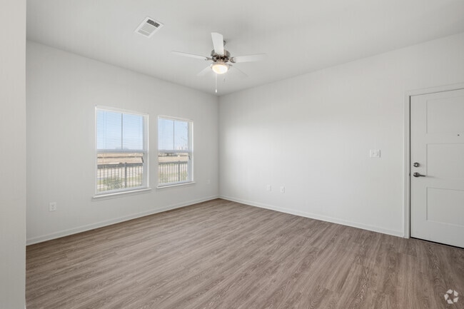 Living - 1BR, 1BA - 756SF - Santiago Estates