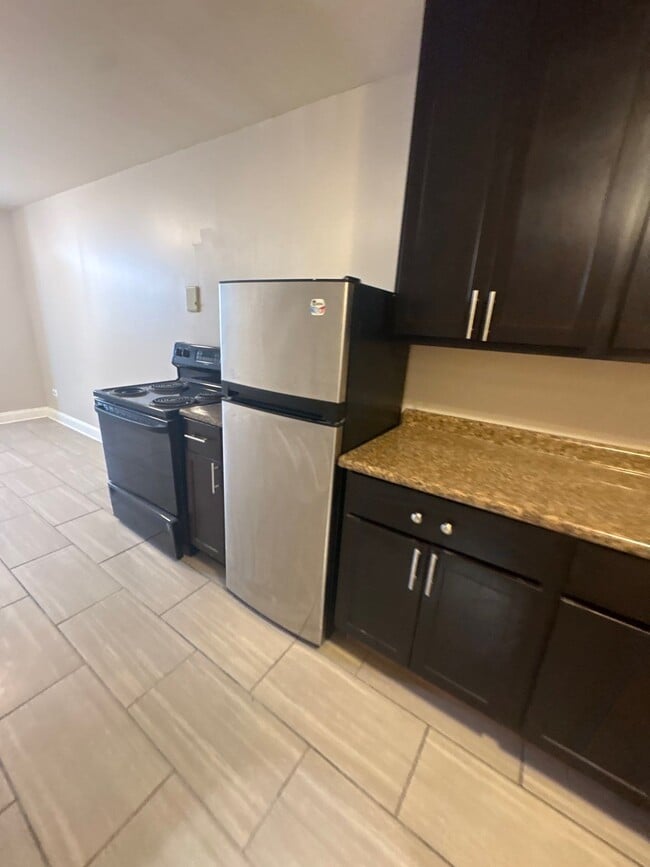 Photo - 7444 S Langley Ave