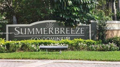 Building Photo - 9999 Summerbreeze Dr Unit 824