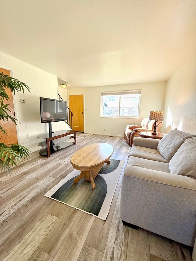 Building Photo - 1120 S Curry St Unit 1120 S Curry St