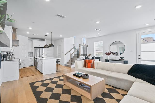 Photo - 861 Mountain Laurel Dr
