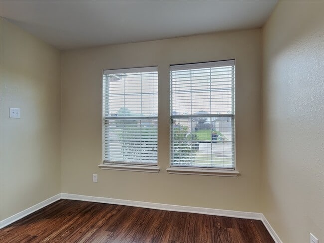 Photo - 8102 Sweetstone Bluff Ln