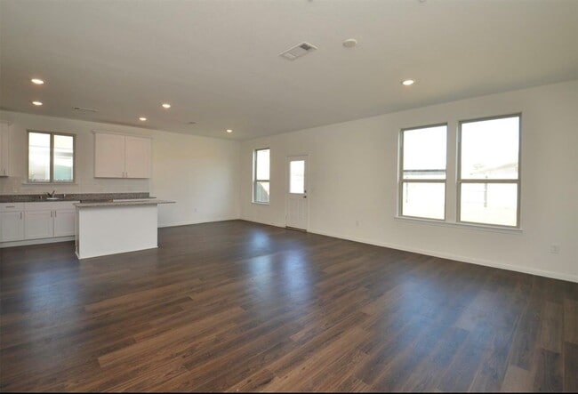 Photo - 16439 Big Hickory Dr