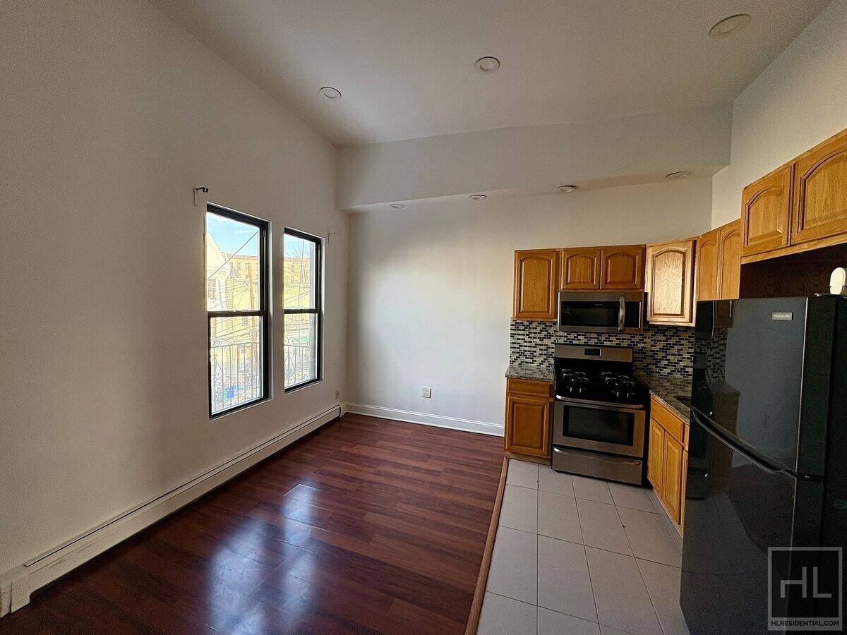 Photo - JEFFERSON PLACE, BRONX Unit 3