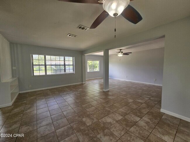 Photo - 112 Martin Lake Dr