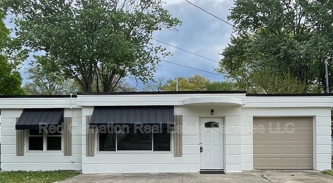 Photo - 1434 Antoinette Ave