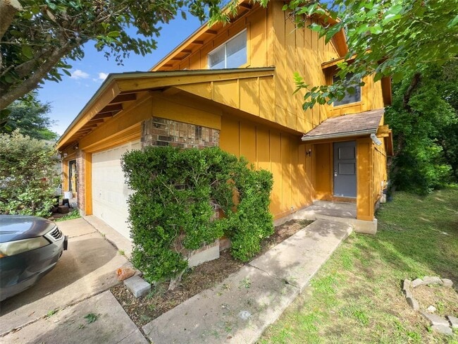 Photo - 10403 Golden Meadow Dr Townhome