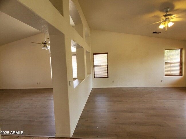 Photo - 1853 E Shannon St