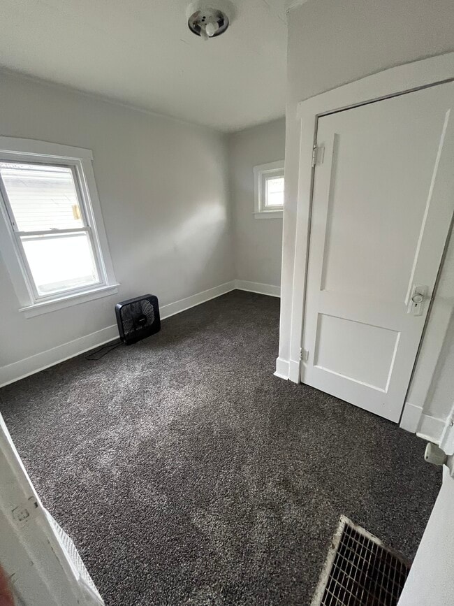 Photo - 6519 Harrison Ave