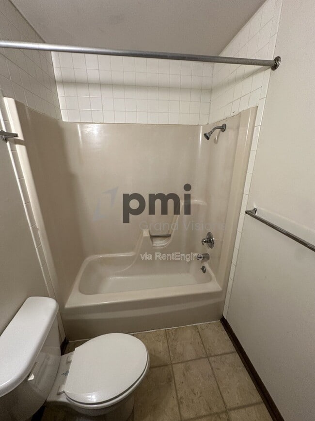 Photo - 1614 12th St