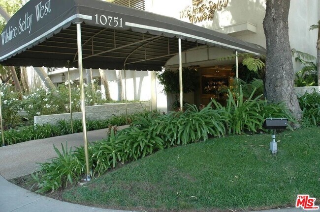 Building Photo - 10751 Wilshire Blvd Unit 603