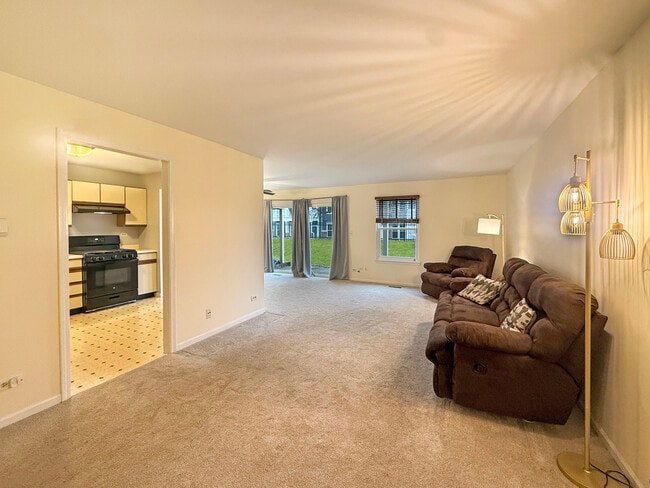 Photo - 1206 Ballantrae Pl Unit B