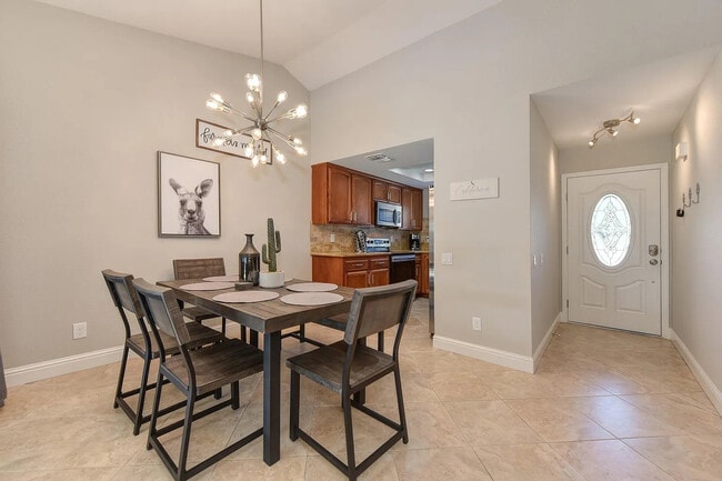 Photo - 5014 Linenfold Ct Unit 1 Master