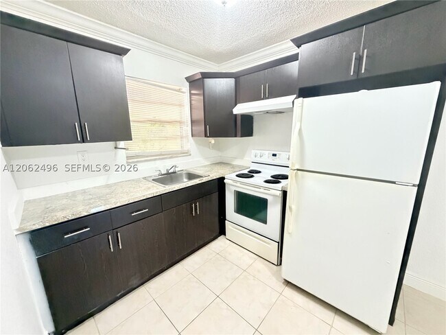 Photo - 16118 NE 21st Ave Unit 3