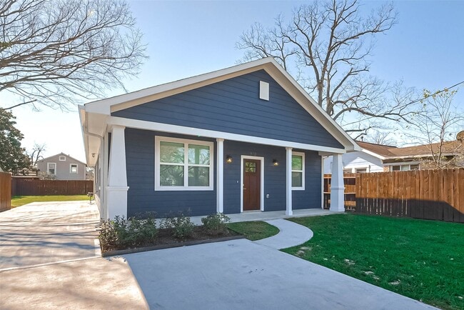 Photo - 910 King St