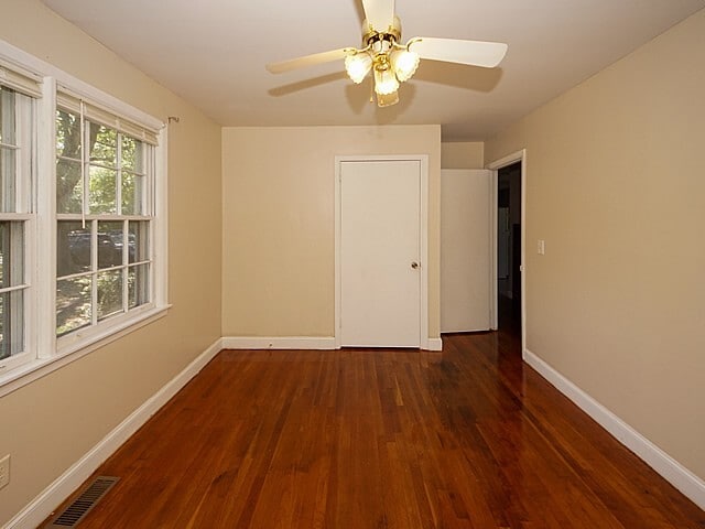 Photo - 939 Dill Ave