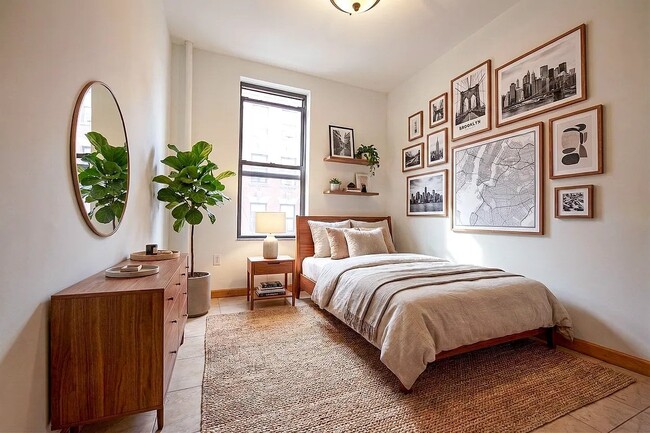 Photo - 207 Henry St Unit 3