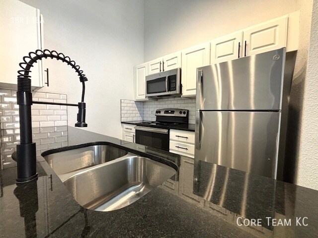 Photo - 320 W 7th St Unidad 103