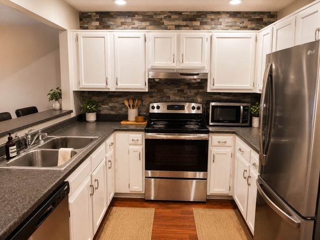 5162 Laurel Bridge Ct SE