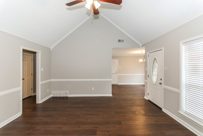 Photo - 5896 Pipers Green Ln