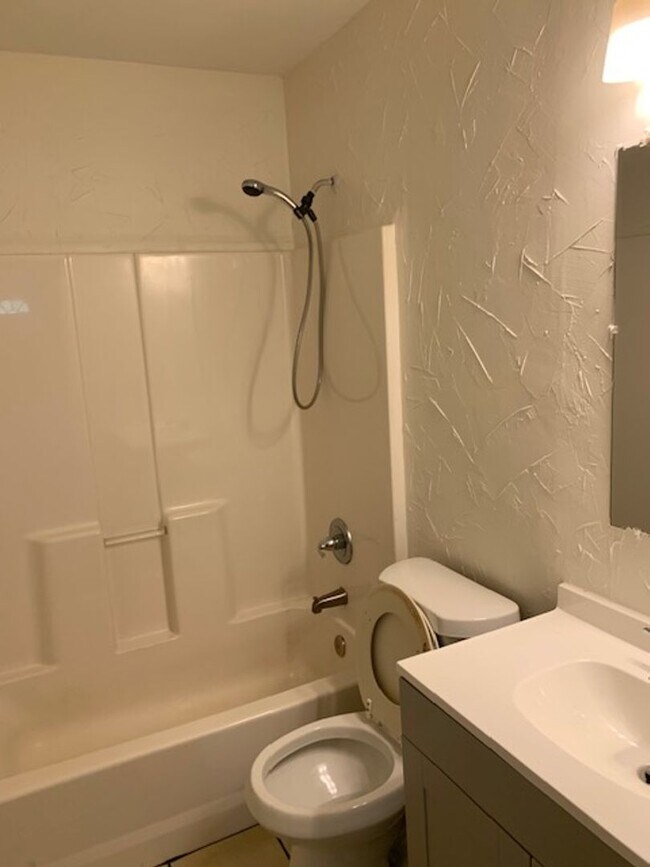 Photo - 314 26th Ave E