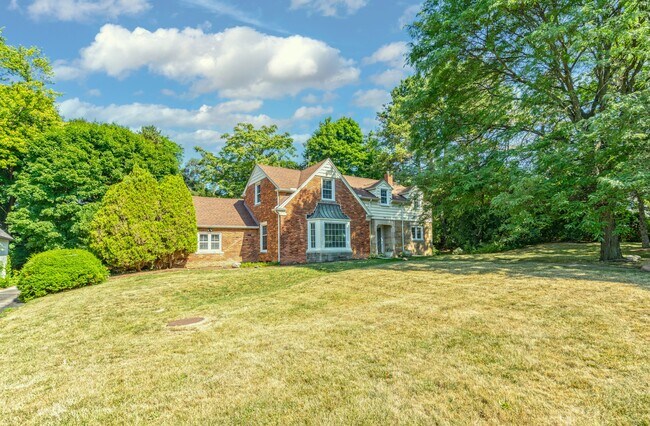 vecindario de primer nivel - 60 Devon Rd