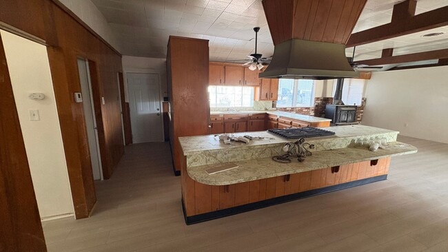 Photo - Farm style living