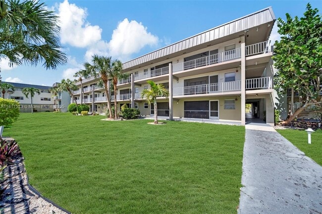 Photo - 270 Layne Blvd Unit 307