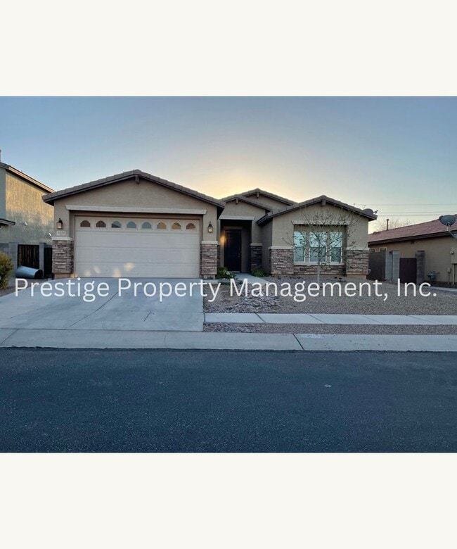 Building Photo - >>Northwest Home Checks In  All The Boxes-...