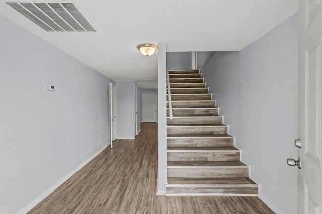 Photo - 228 Orange St