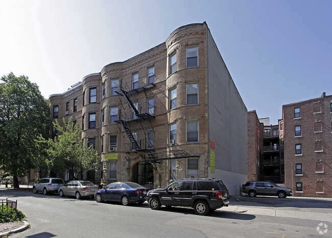 Building Photo - 40-42 Symphony Rd