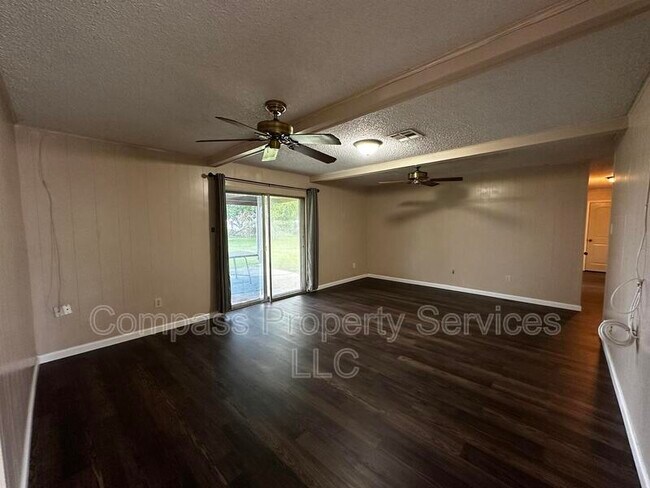 Photo - 179 Weldon Dr