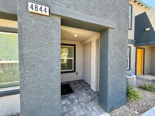 Photo - BRAND NEW 3 BED 2.5 BATH 2 CAR GARAGE TOWN...