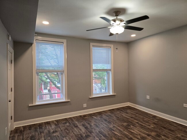 Photo - 1328 W 19th St