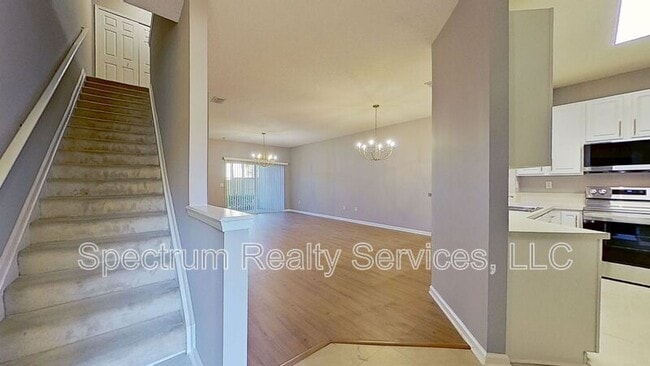 Photo - 3907 Summer Grove Way N