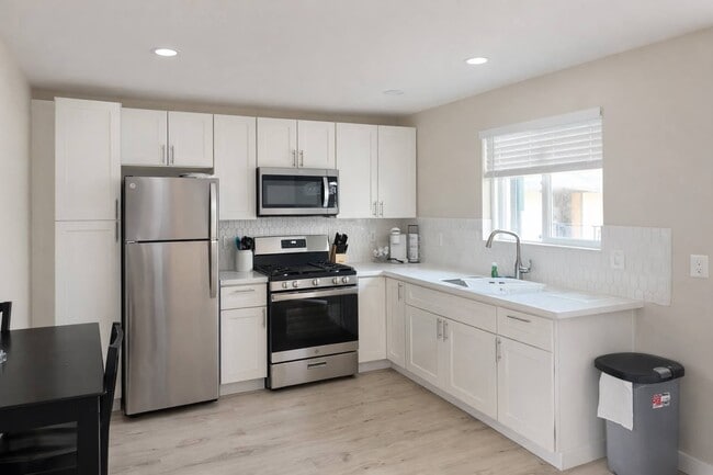 Photo - 350 Rockaway Ave