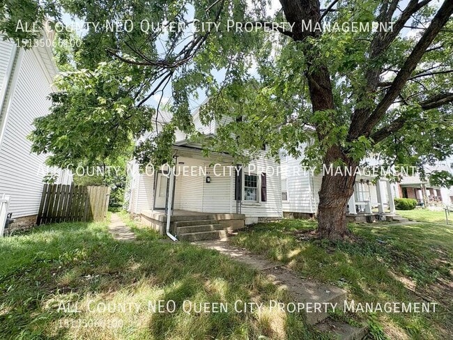 Building Photo - 87 Notre Dame Ave Rental