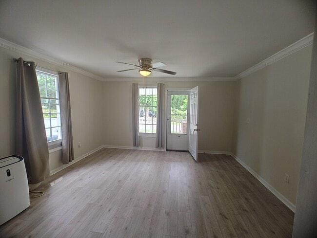 Photo - 322 Elm St Unit A