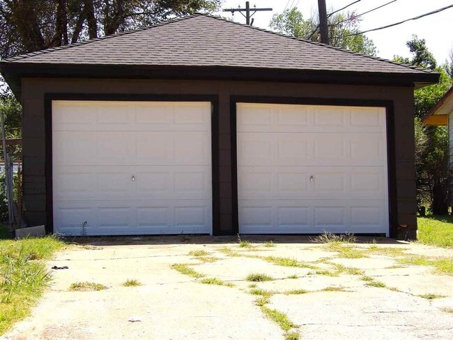 Photo - 2604 NW Pollard Ave