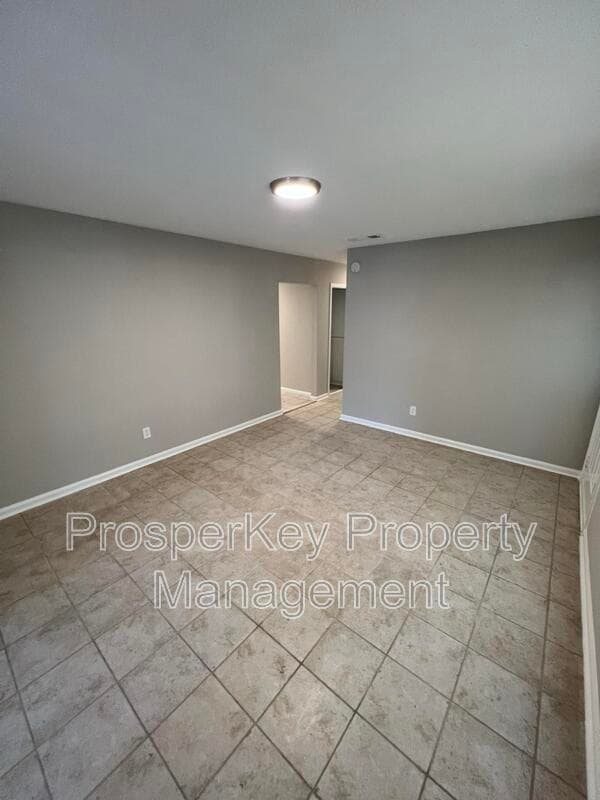 Photo - 615 Buford Dr