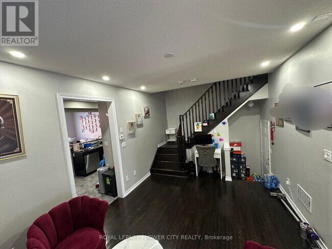 Photo - 38 Walbrook Rd