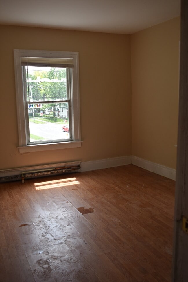 169 Highgate Ave